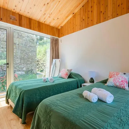 Chalet Casa Do Castanheiro, Acores - With Private Pool!