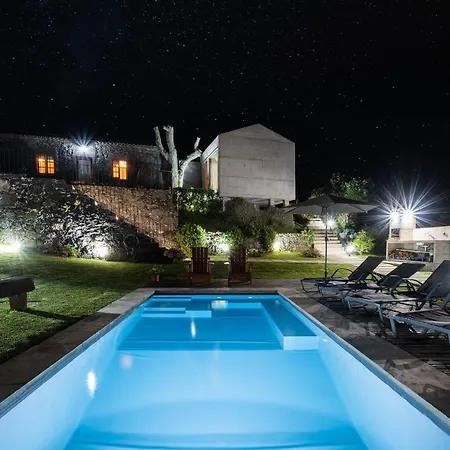 Chalet Casa Do Castanheiro, Acores - With Private Pool!