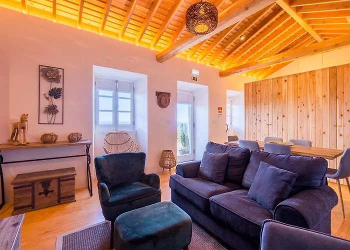 Casa Do Castanheiro, Acores - With Private Pool! Dağ evi Nordeste (Azores)